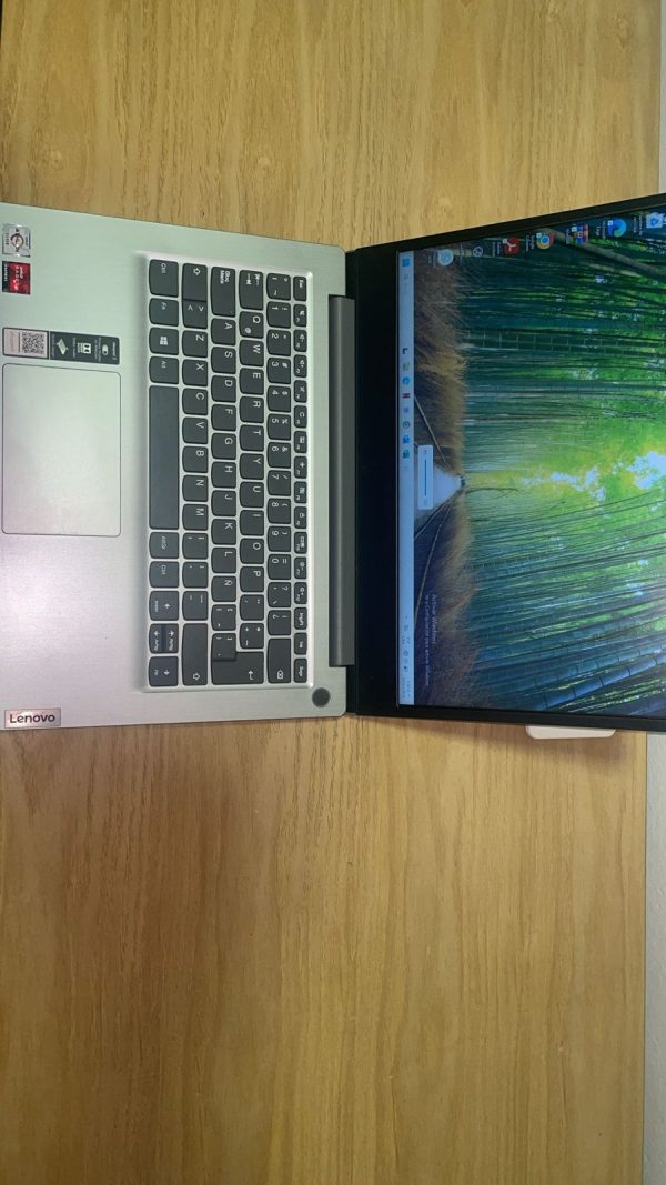 IMG-20251023-WA0089 Laptop Segunda Mano AMD Athlon 3050U 8GB RAM 256GB SSD Rápida Barata